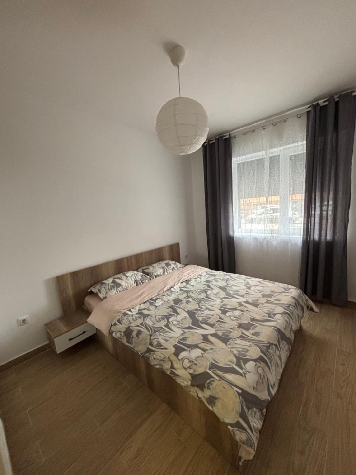 Militari Comfort Apartment Roşu 外观 照片